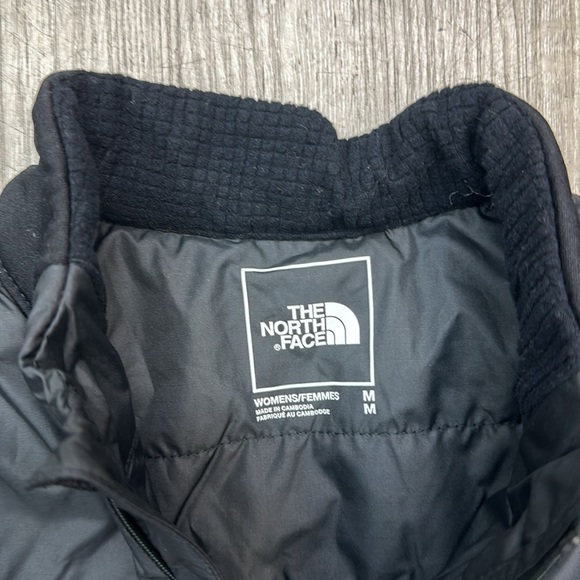 The North Face 
Winter Warm Pro Insulated Vest - Women's medium - Picture 7 of 9